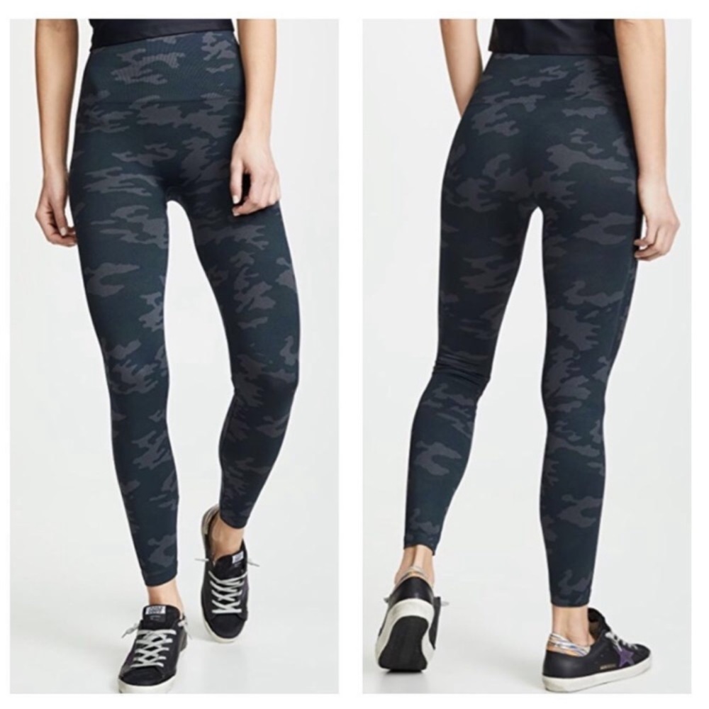 NWT Spanx EcoCare Seamless Leggings Camo Black